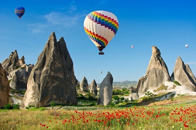 Watching Balloons on Cappadocia Sky(People Have Fear of Heights) - Tea, snacks, and the morning rhythm in a small group